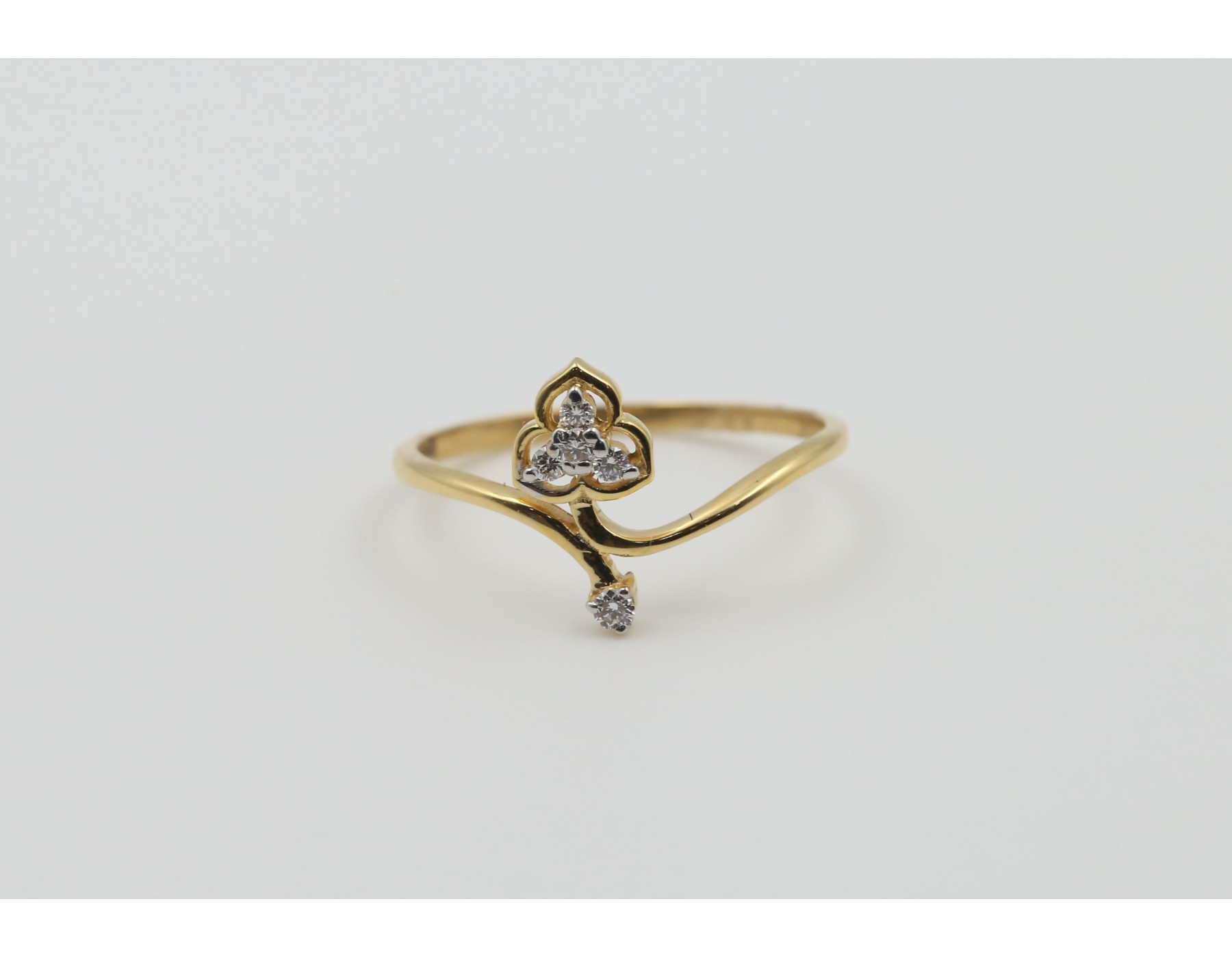 american diamond and gold plated fancy ring – Estele