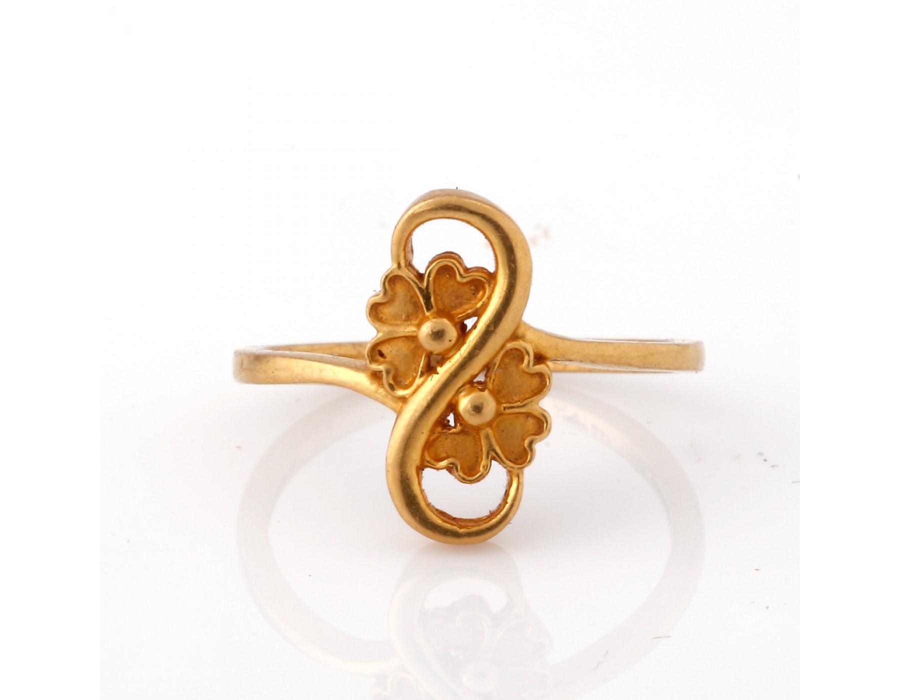 Latest Daily Wear Gold Rings Designs Without Stones For Women #gold #rings  - YouTube