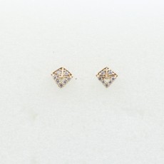 18K Gold Stylish Daimond Stud for Ladie's