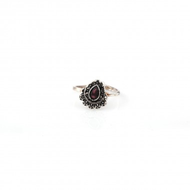92.5 Sterling Silver Red Stone Stylish Metti