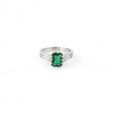 92.5 Green Stoned Silver Ring For Ladies