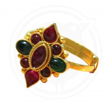 Traditional Look Kemp Stone 22K Gold Ring
