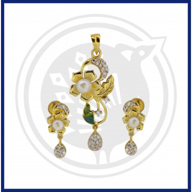 Pearl & Zircon Stone Gold Pendant